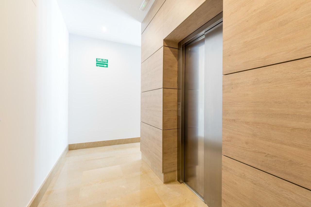 Luxury Beach Front Apartment With Pool Valencia Kültér fotó