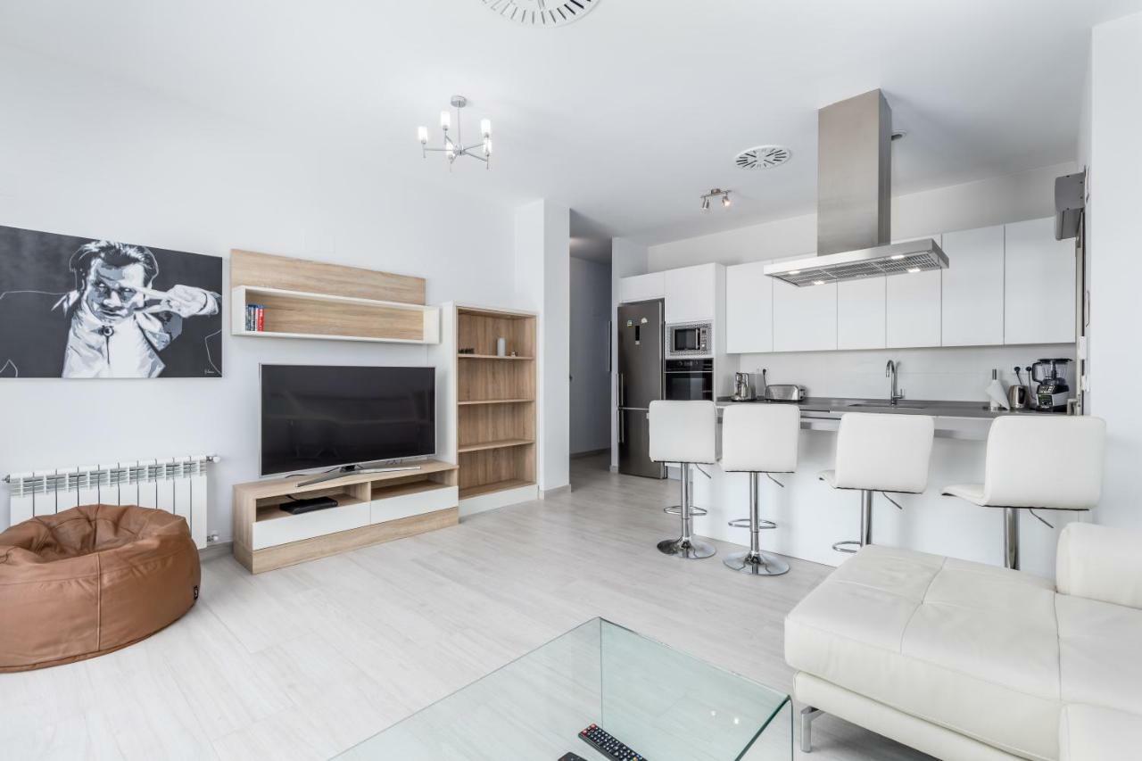 Luxury Beach Front Apartment With Pool Valencia Kültér fotó