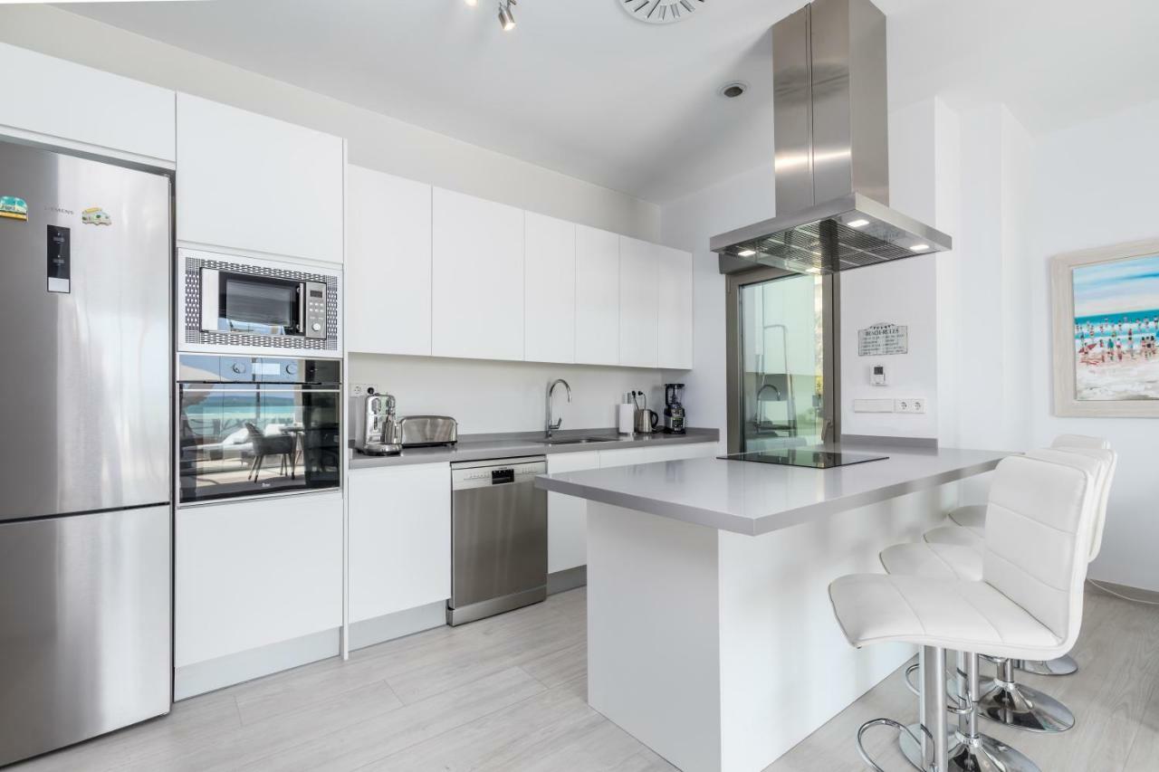 Luxury Beach Front Apartment With Pool Valencia Kültér fotó